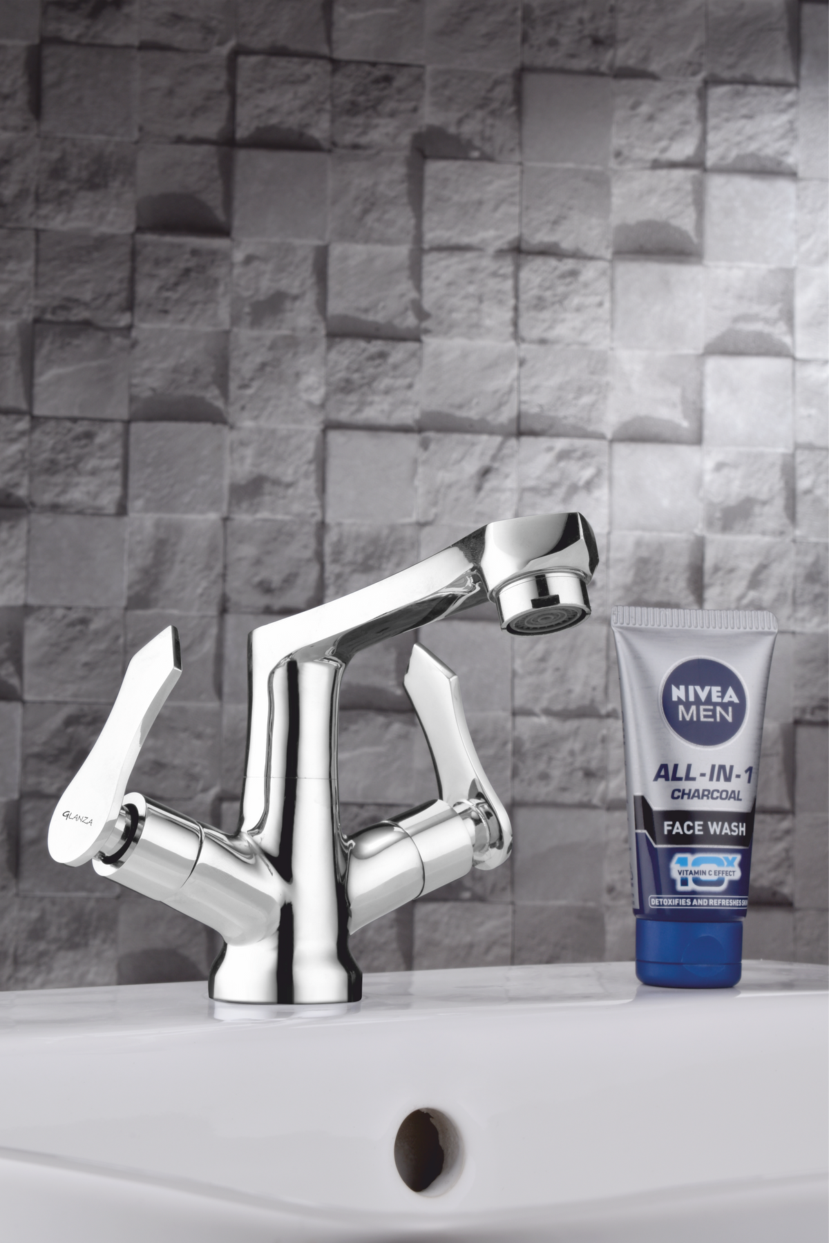 Centre Hole Basin Mixer Casted LF-19 – Glanza Leaf Collection